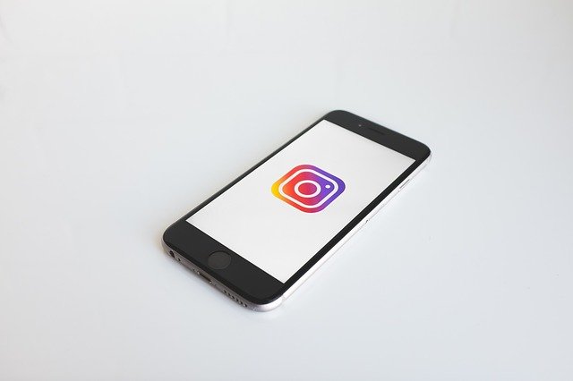 Jak sprawdzić do kogo należy konto na Instagramie?